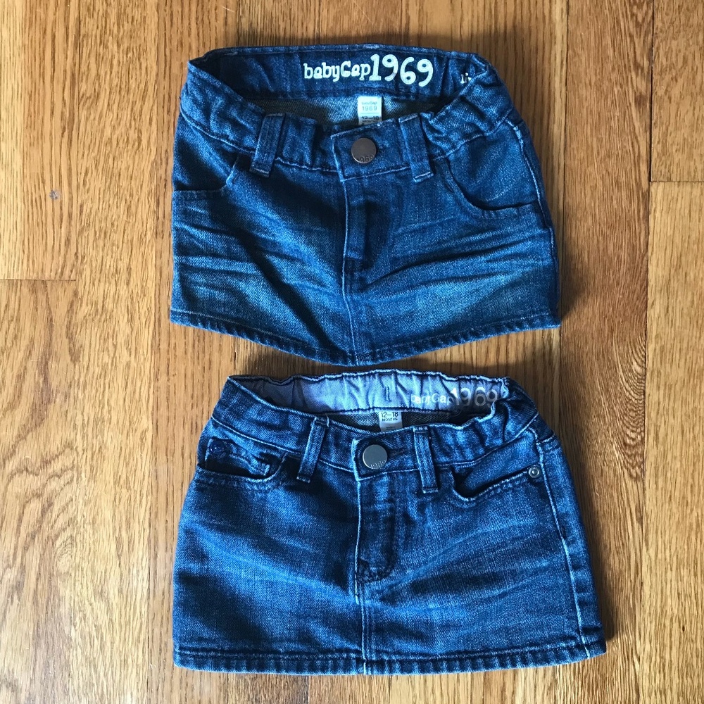 Bundle of Gap toddler denim skirts, size 12-18m